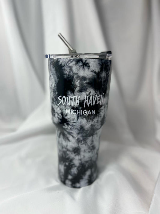 South Haven Michigan Tumbler – Black & White Tie-Dye with Stainless Steel Straw