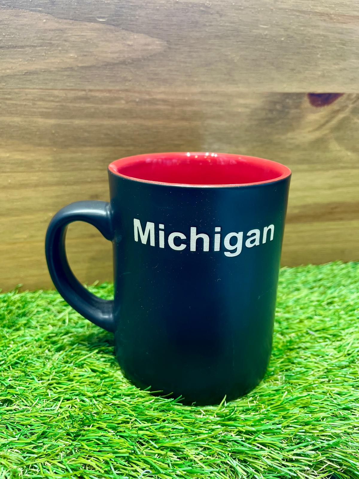 Great Lakes Two-Tone Ceramic Mug – Bold Black and Red Design
